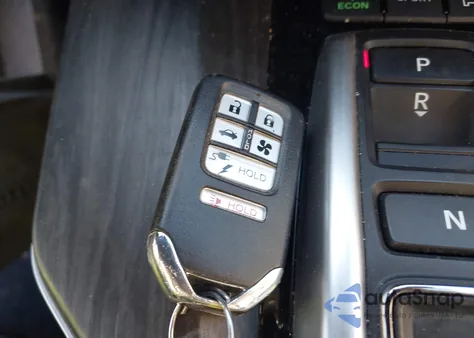 2021 Honda Clarity Plug-In Hybrid z USA, uszkodzony, nr VIN JHMZC5F19MC001422